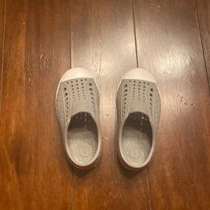 GU Gray Native Jefferson C8